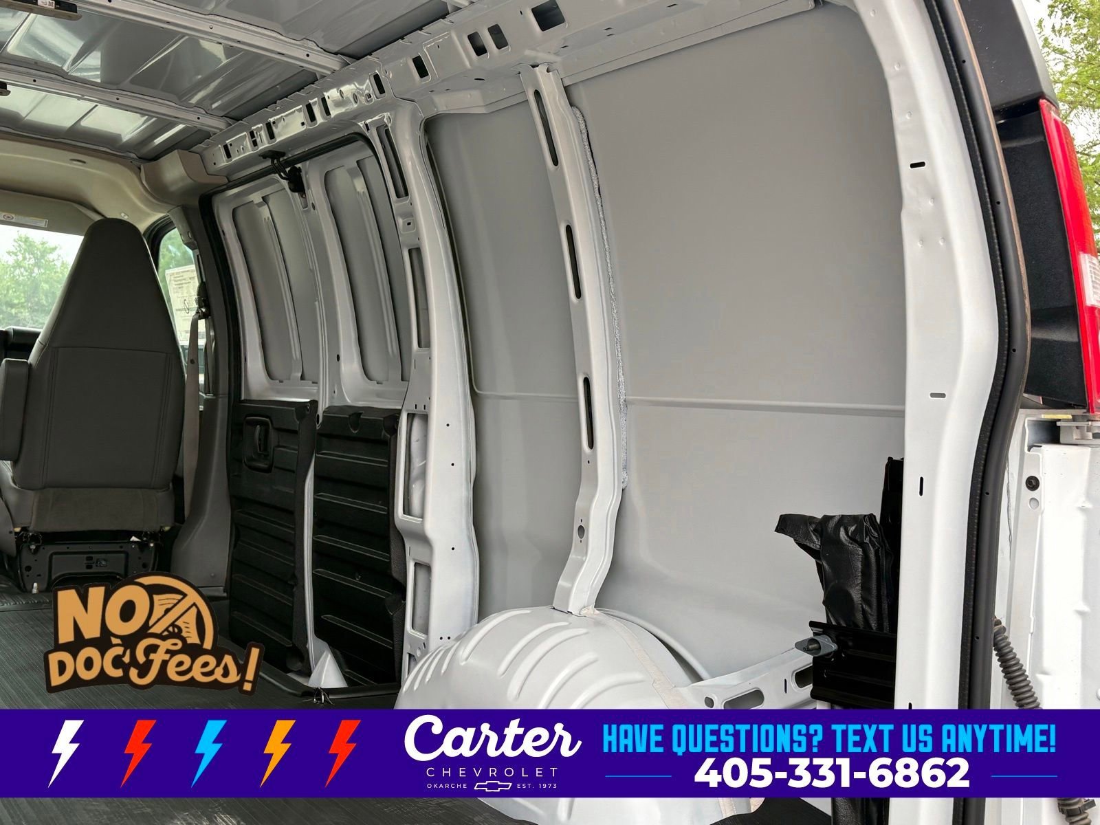 2025 Chevrolet Express Cargo Work Van - Photo 16