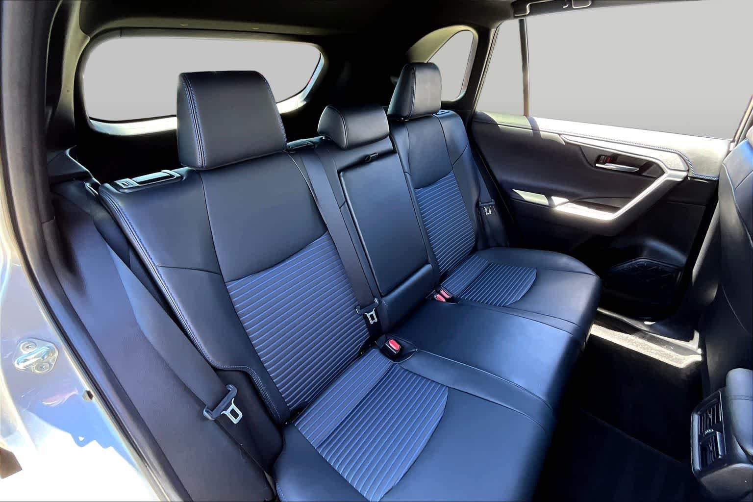 Used 2022 Silver Sky Metallic/Midnight Black Metallic Toyota Hybrid XSE image 18