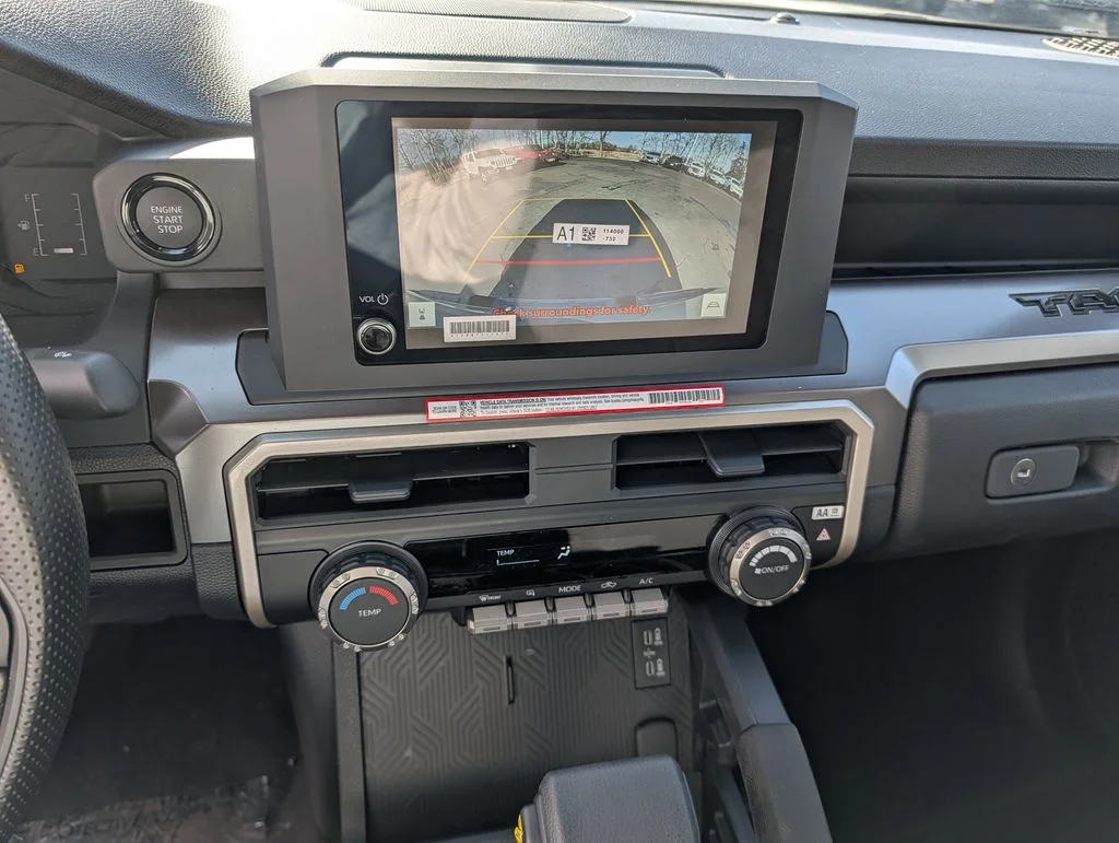2026 Toyota Tacoma SR5 - Photo 12