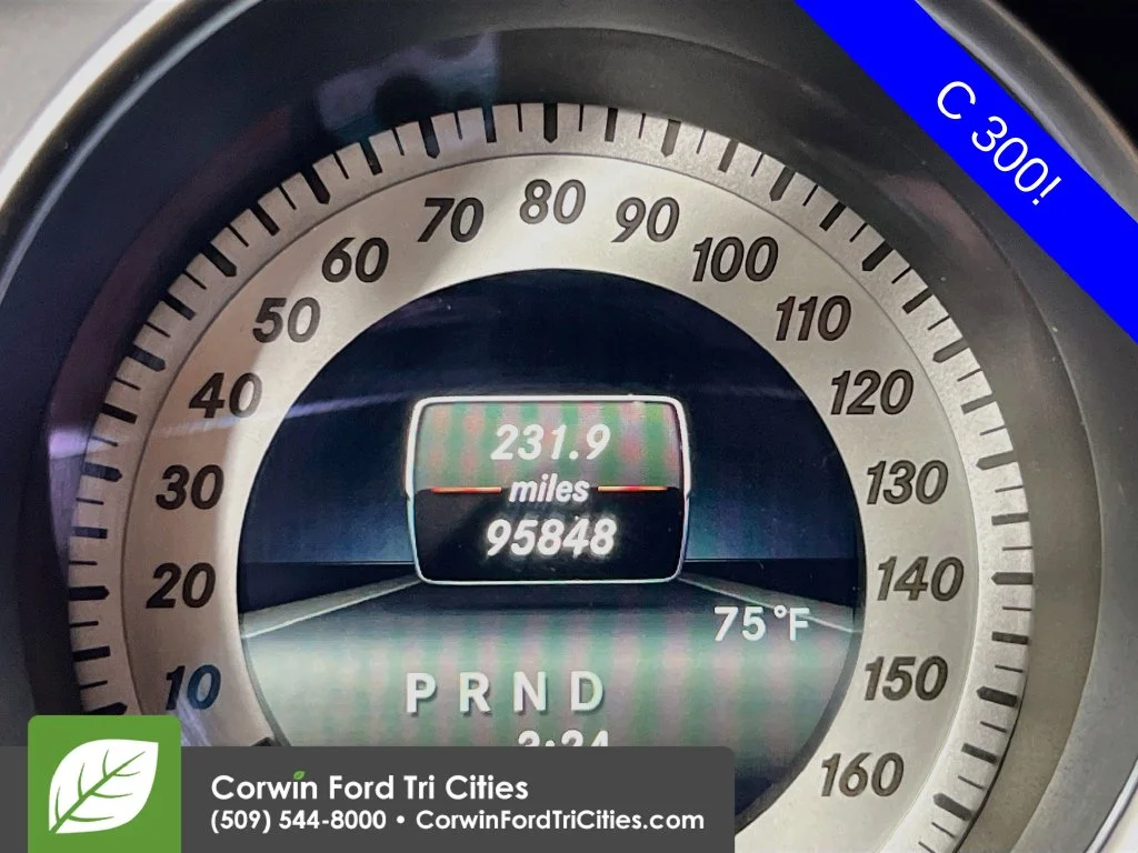Used 2014 Polar White Mercedes-Benz C 300 image 30