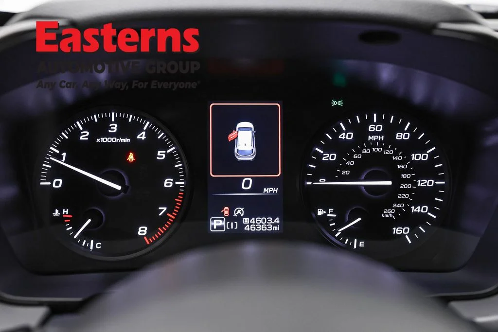 Used 2024 Silver Subaru Base image 17