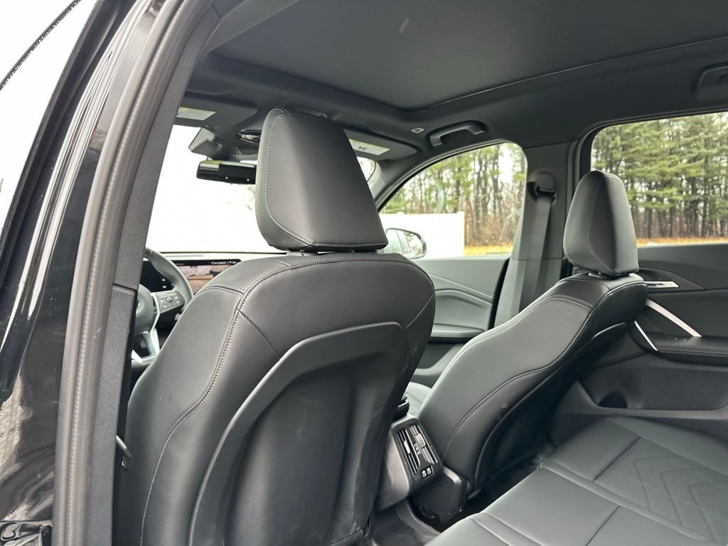 Used 2025 Black Sapphire Metallic BMW xDrive28i image 23