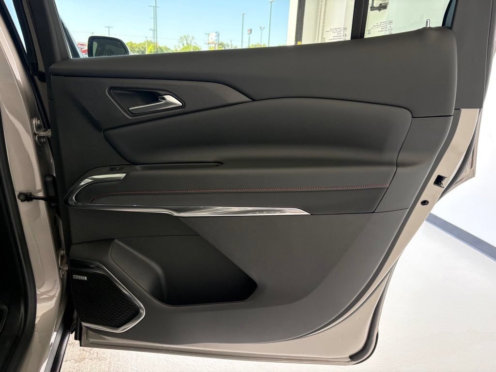 2026 Chevrolet Traverse Z71 - Photo 38
