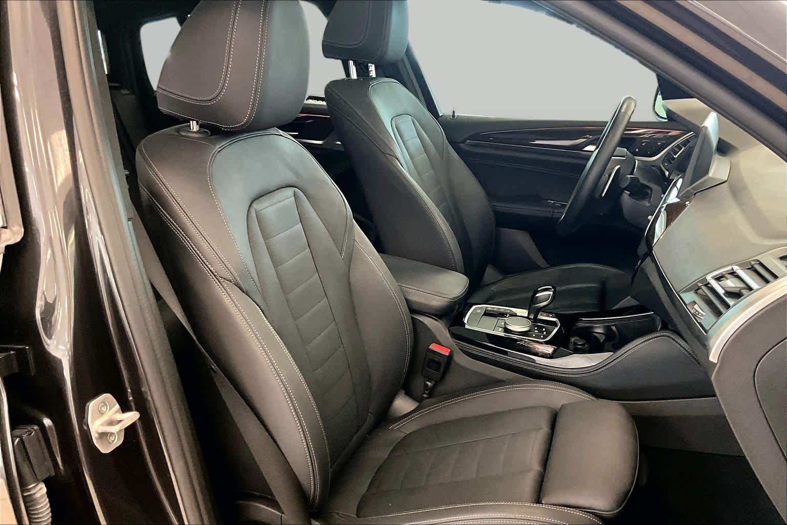 Pre-Owned 2022 BMW X4 XDrive30i