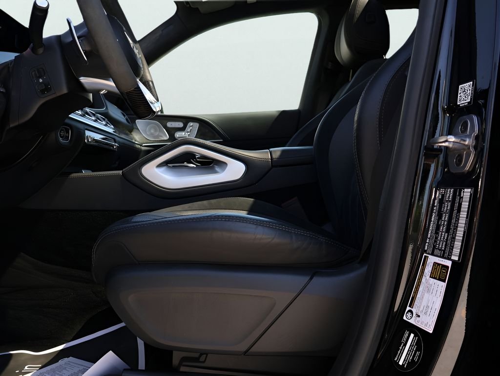 Used 2022 Obsidian Black Metallic Mercedes-Benz GLS 63 AMG® image 40