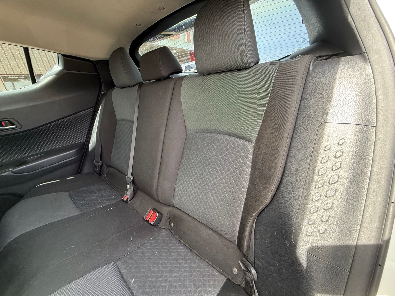 Used 2021 White Toyota LE image 13