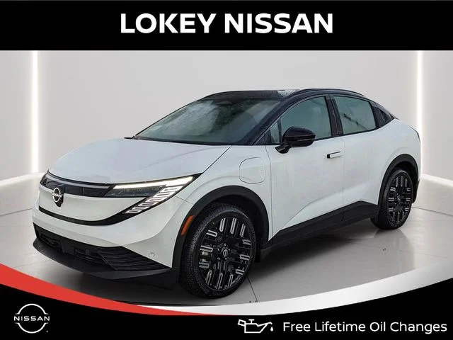 2026 Nissan Leaf Platinum+'s photo