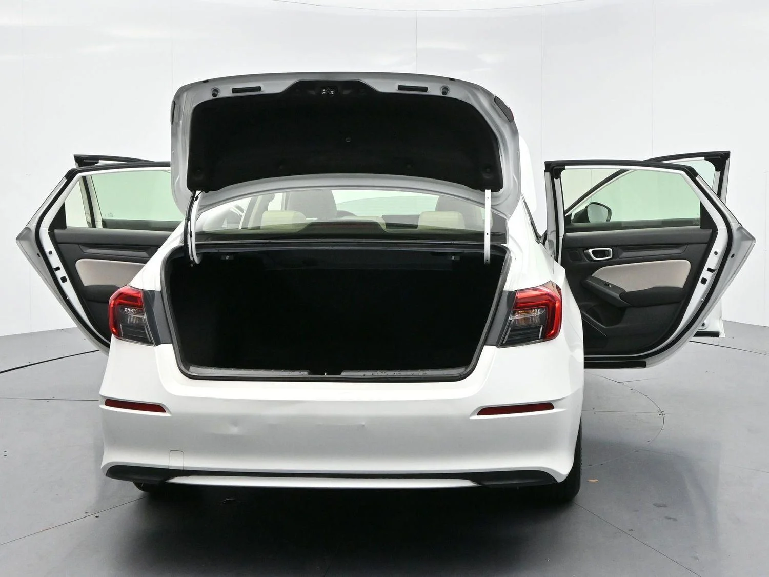 Used 2022 Platinum White Pearl Honda EX image 43