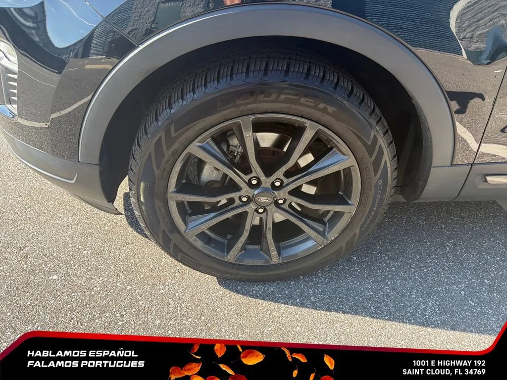Used 2018 Black Ford XLT image 10