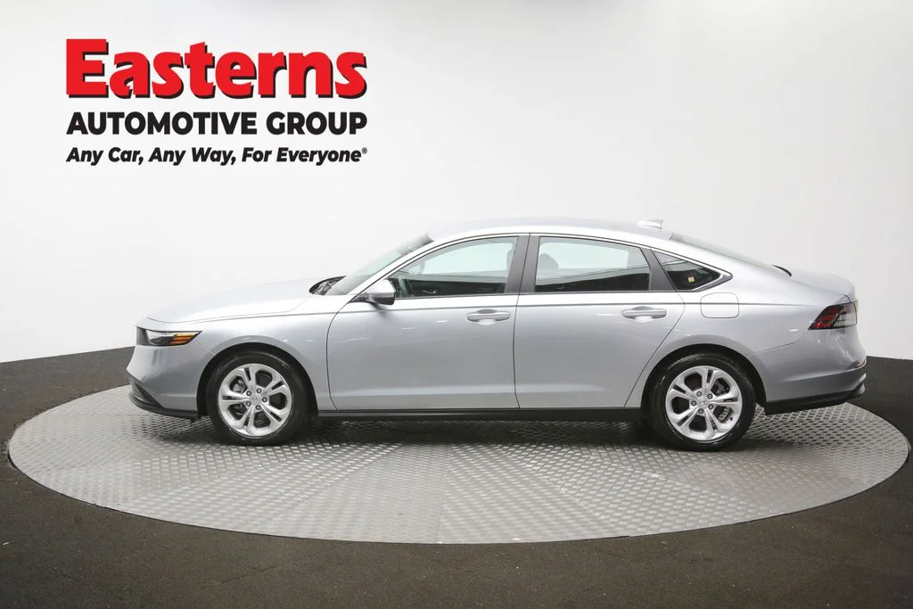 Used 2025 Silver Honda LX image 59
