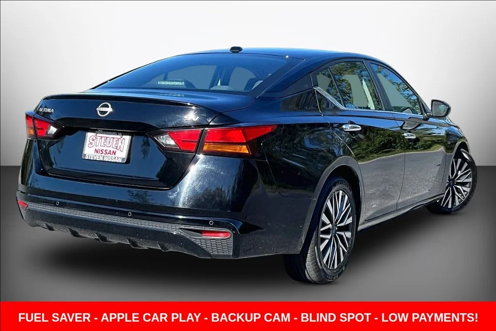 Used 2024 Black Nissan 2.5 SV image 6