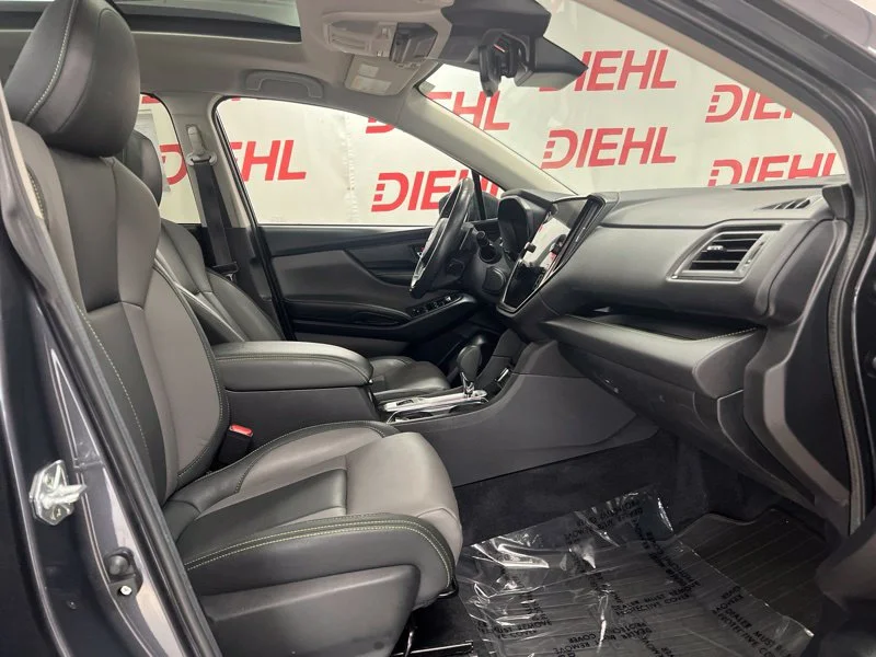 Used 2024 Gray Subaru Onyx Edition image 13