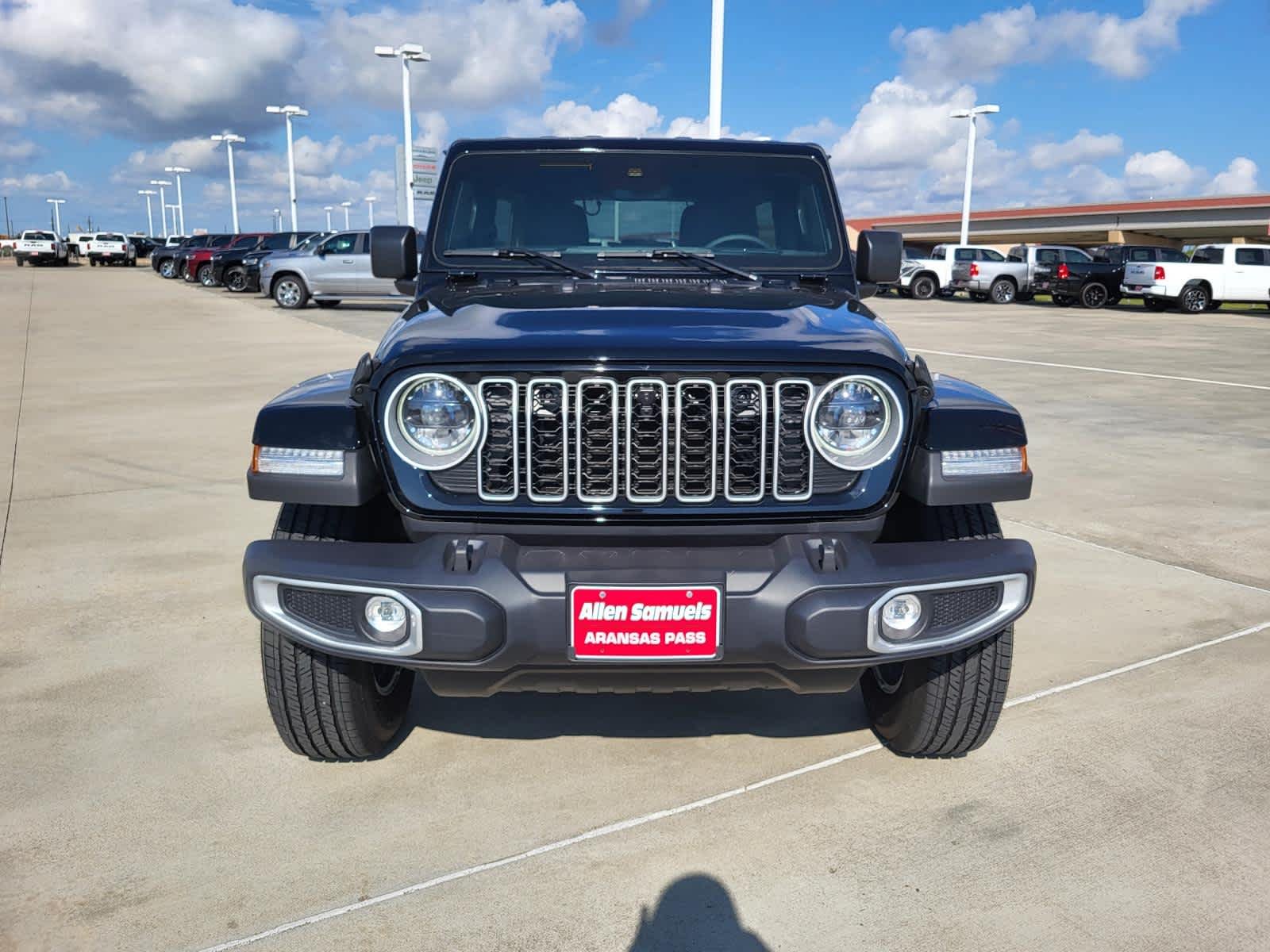 2025 Jeep Wrangler 4-Door Sahara - Photo 8