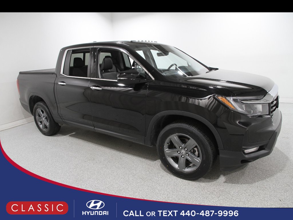 2023 Honda Ridgeline RTL-E AWD's photo