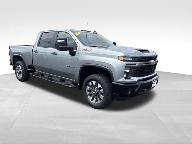 Used 2025 Sterling Gray Metallic Chevrolet Custom image 8