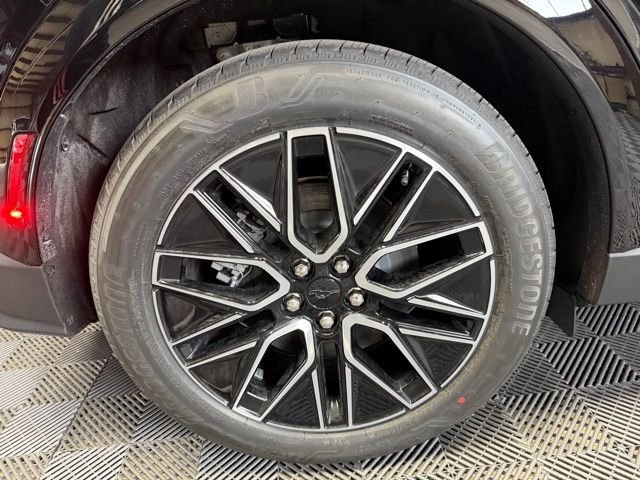 New 2026 Shadow Black Ford Premium image 38