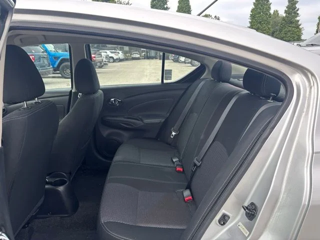 Used 2019 Silver Nissan 1.6 SV image 10