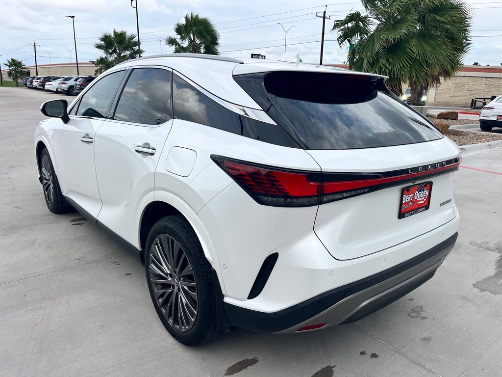 Used 2024 White Lexus 350 Luxury image 4