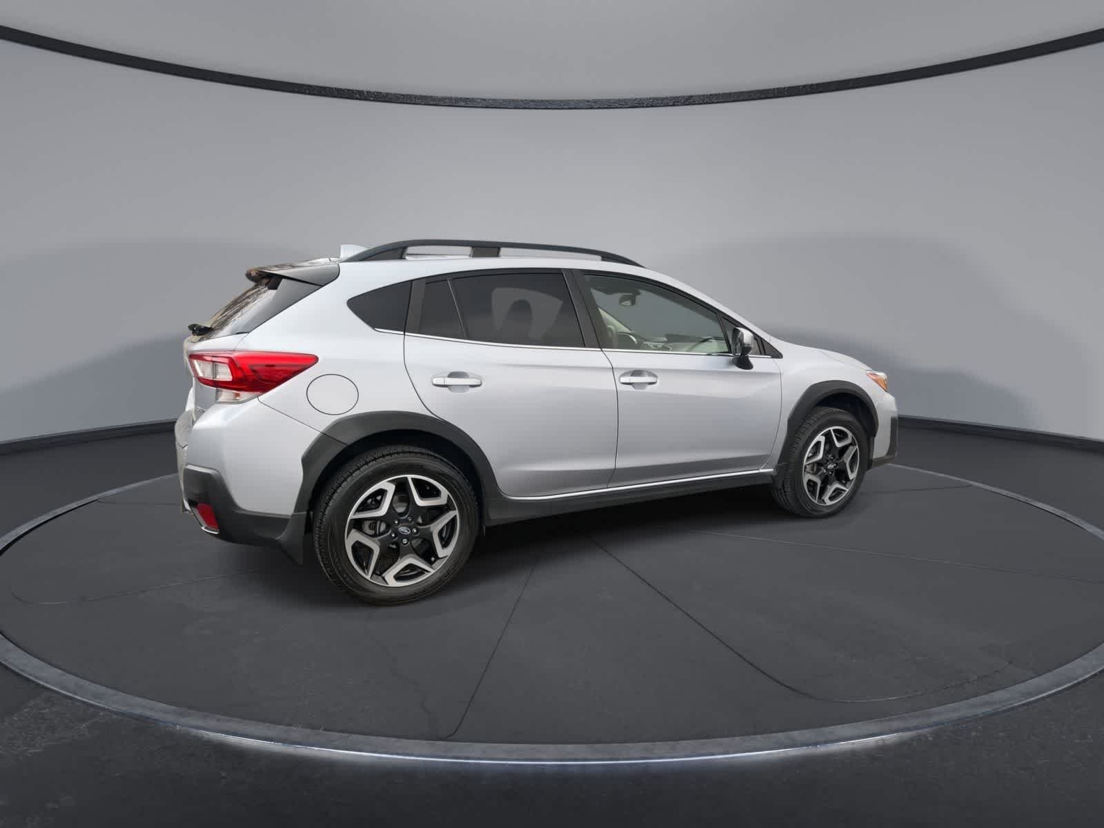 Used 2019 Ice Silver Metallic Subaru Limited image 8