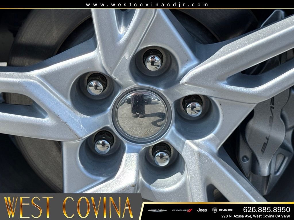 Used 2015 Gray Chevrolet Stingray image 20