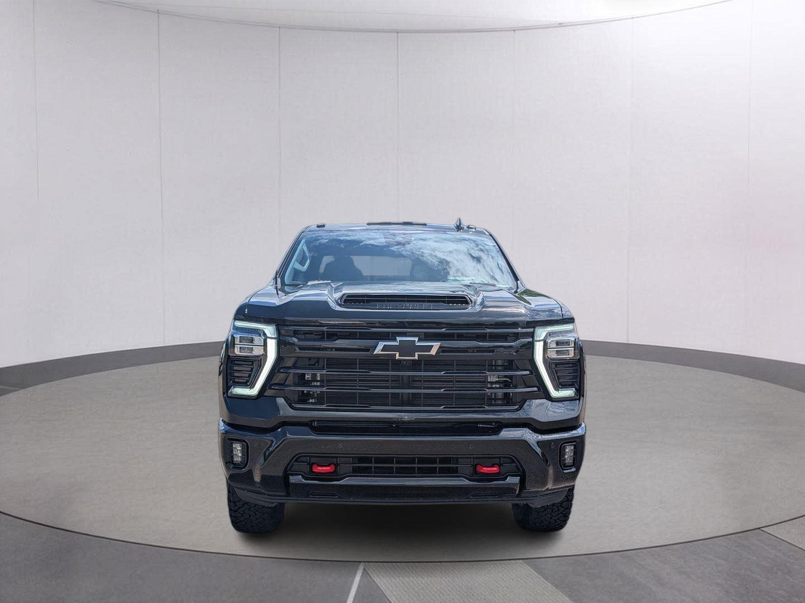 2026 Chevrolet Silverado 2500 HD LTZ - Photo 10