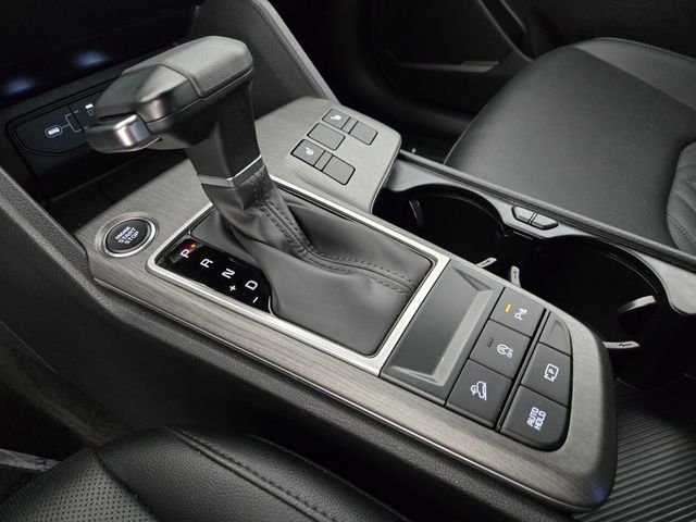 Used 2026 Red Kia X-Line image 23