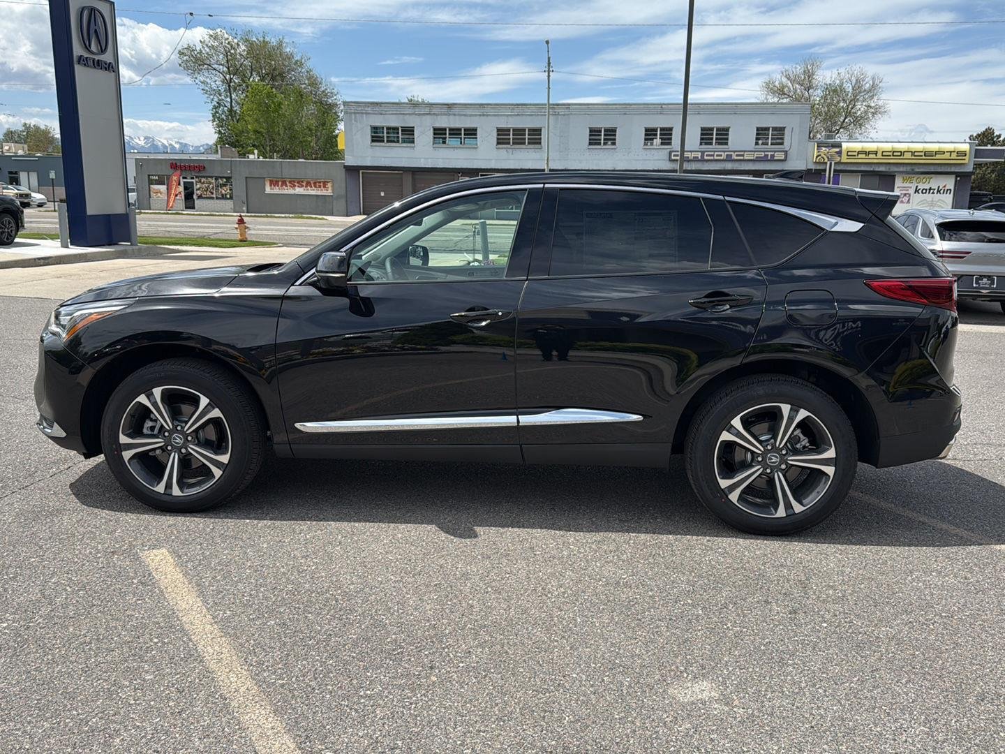 New 2026 Majestic Black Pearl Acura SH-AWD w/Tech image 4