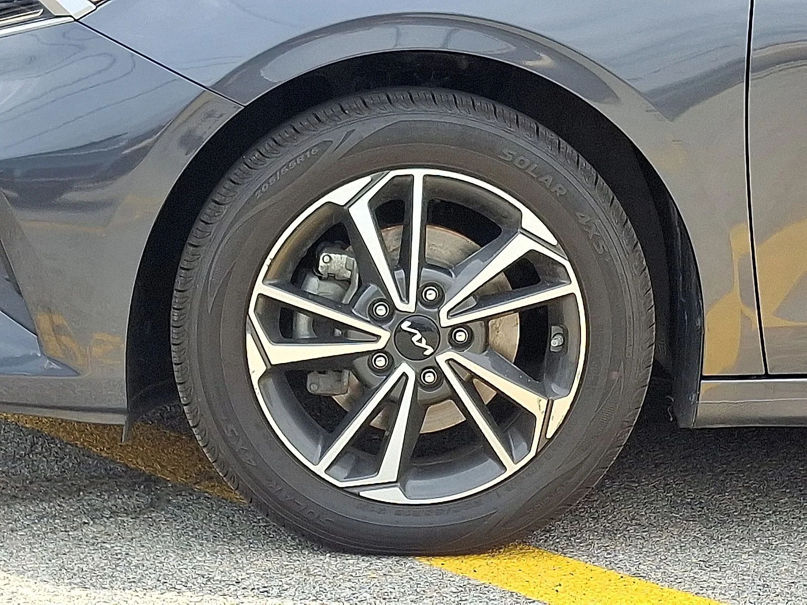 Certified Used 2023 Gray Kia LXS image 8