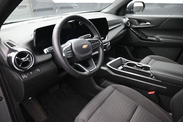 Used 2025 Gray Chevrolet LT image 18