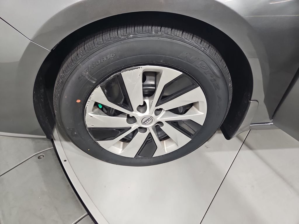 Certified Used 2023 Gray Nissan 2.5 S image 27