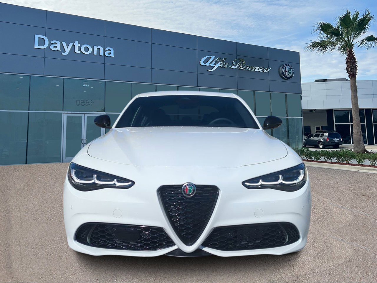 2025 Alfa Romeo Giulia Base - Photo 8