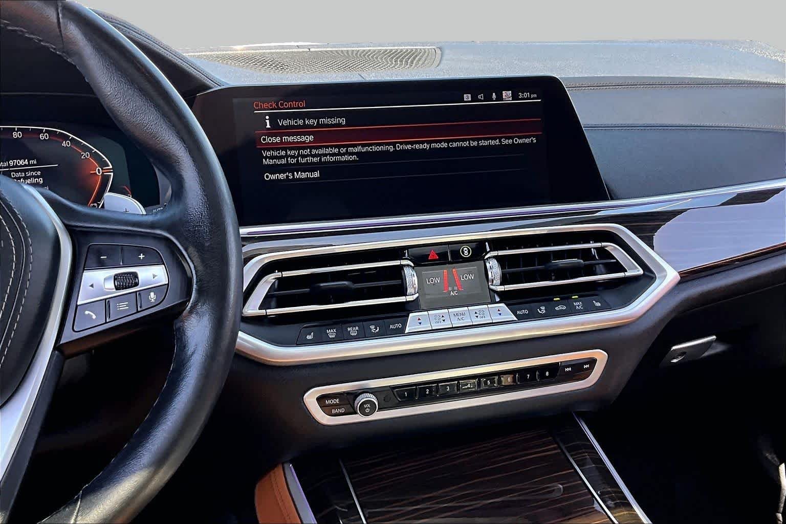 Used 2023 Black Sapphire Metallic BMW xDrive40i image 7