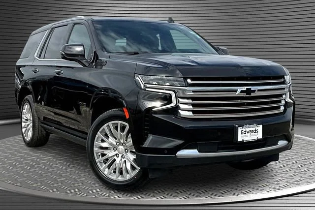 Used 2024 Black Chevrolet High Country image 3