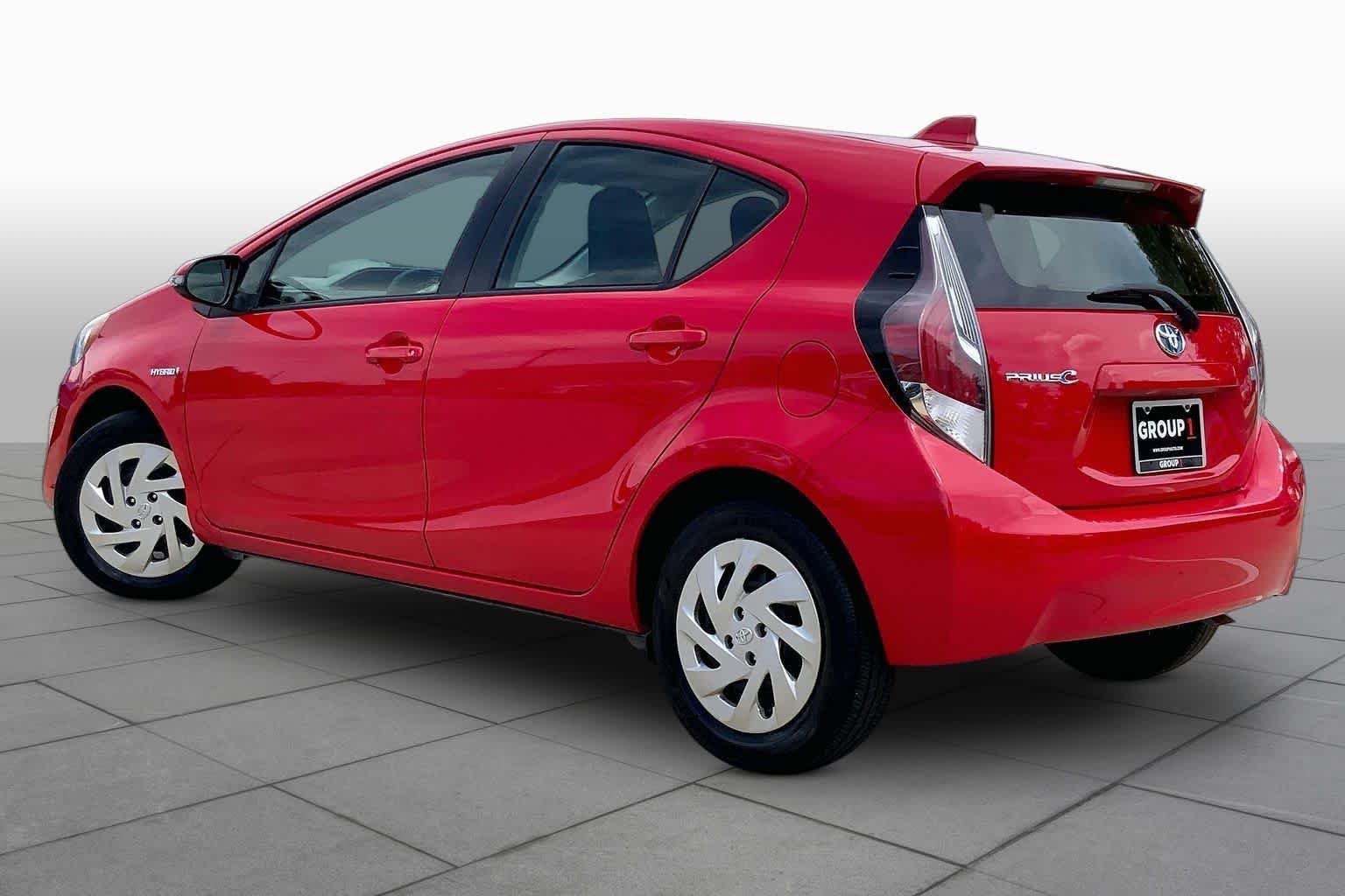 Used 2016 Absolutely Red Toyota One image 12