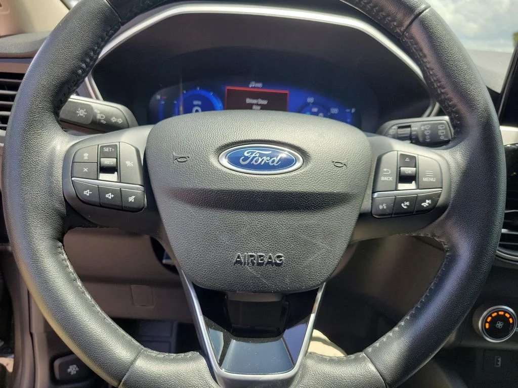 Used 2020 Magnetic Metallic Ford SE Sport image 20