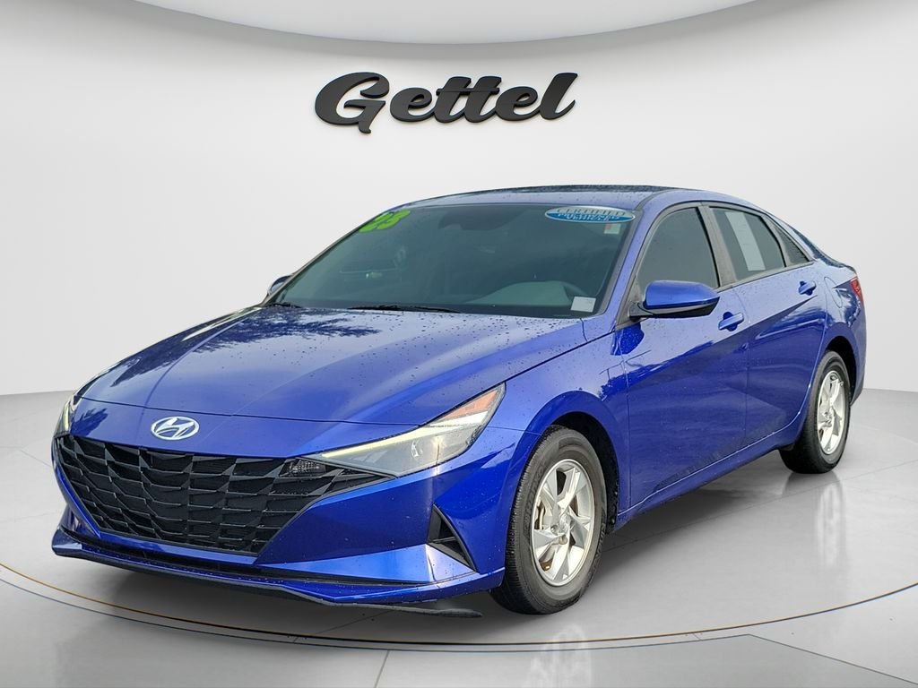 Certified Used 2023 Blue Hyundai SE image 1