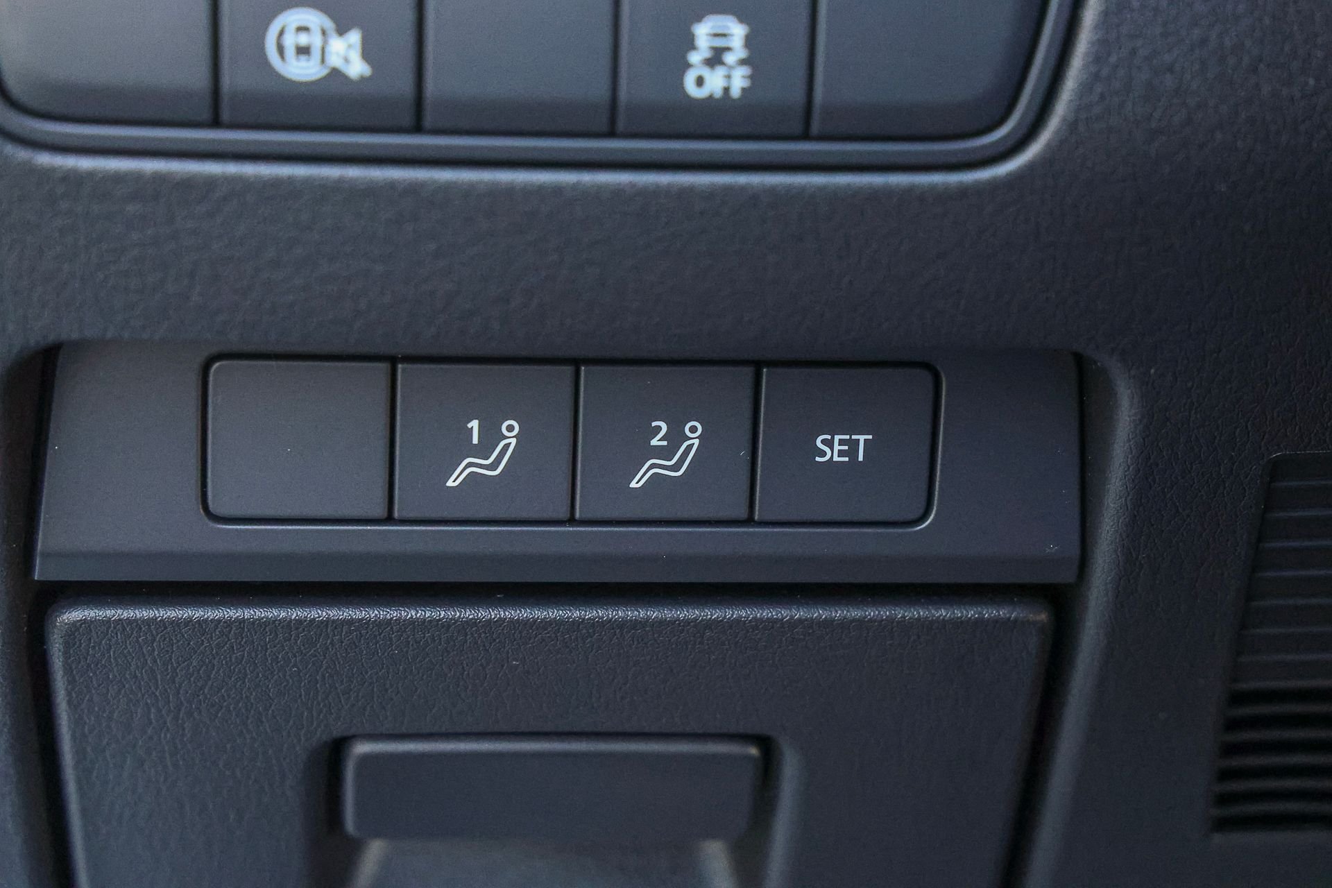 2026 Mazda Mazda3 Carbon Edition - Photo 23