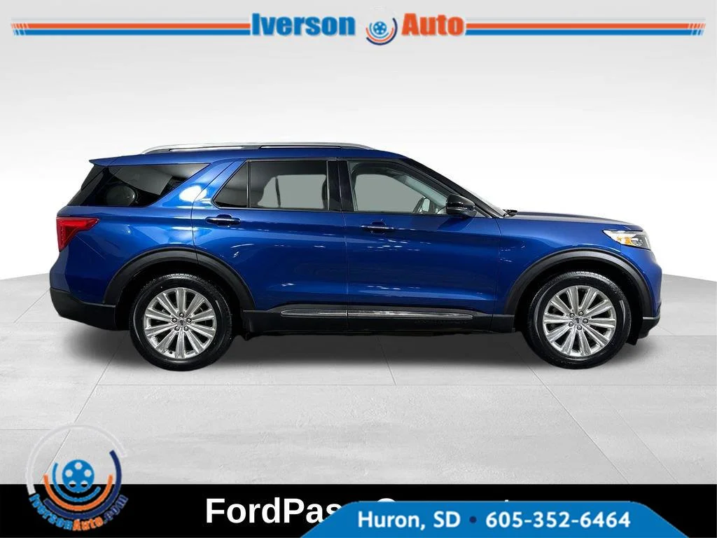 Used 2020 Atlas Blue Ford Limited image 13