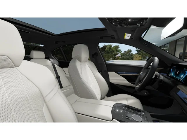 New 2027 Dravit Grey Metallic BMW 550e xDrive image 9