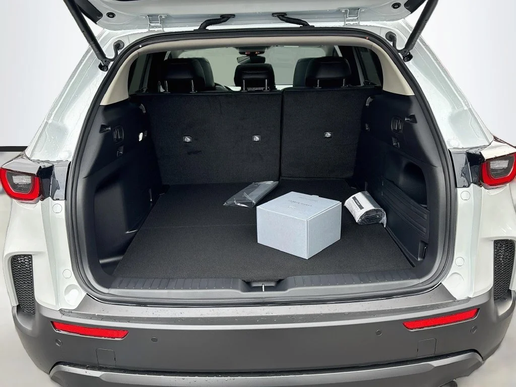 New 2026 Wind Chill Pearl Mazda Preferred AWD image 27