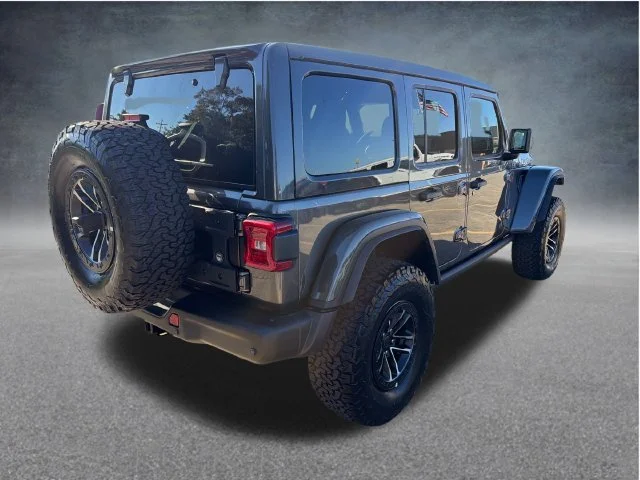 New 2027 Granite Crystal Metallic Clear-Coat Paint Jeep Rubicon X image 8