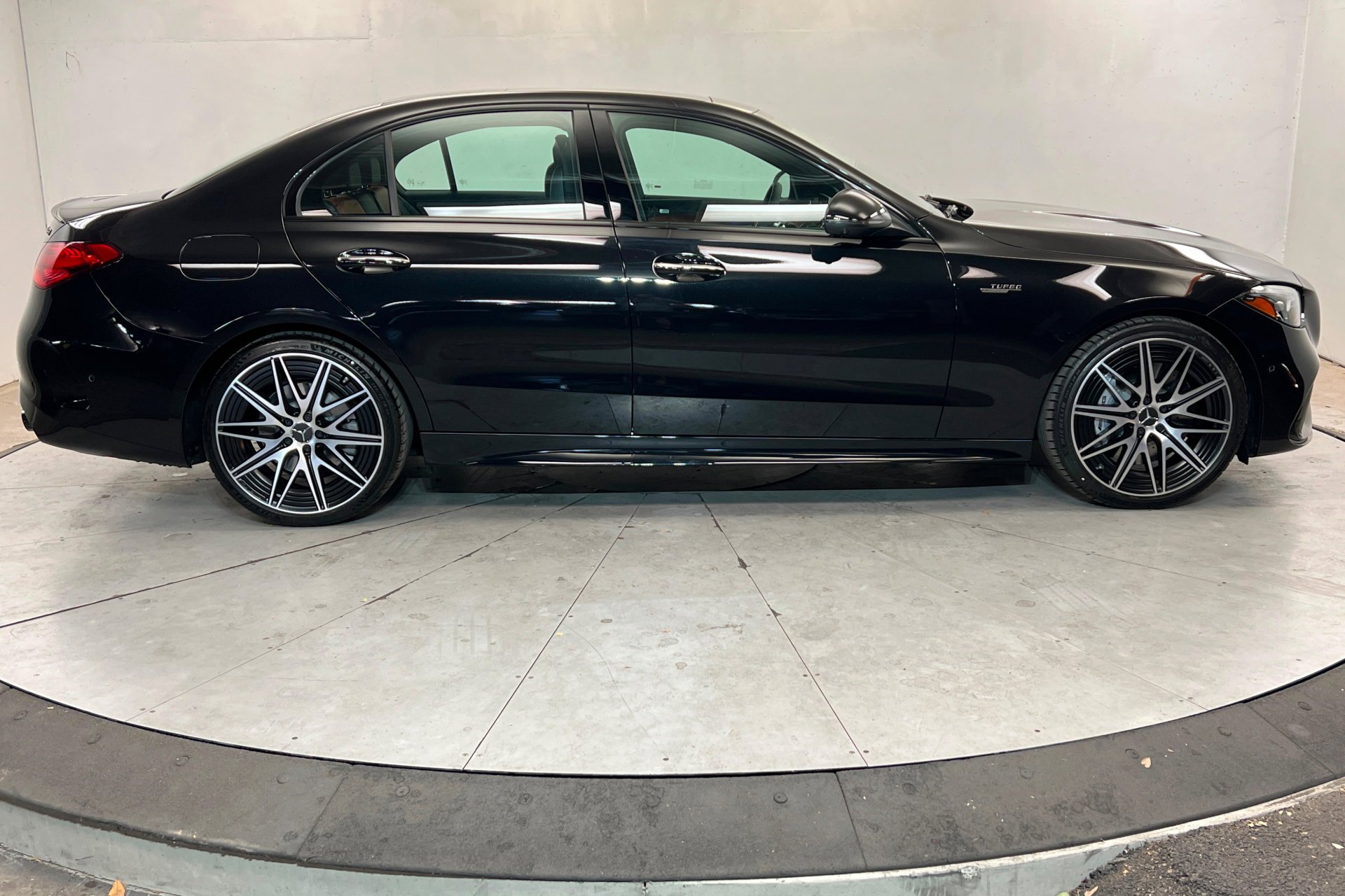 New 2026 Obsidian Black Metallic Mercedes-Benz AMG® C 43 4MATIC® AWD Sedan image 31
