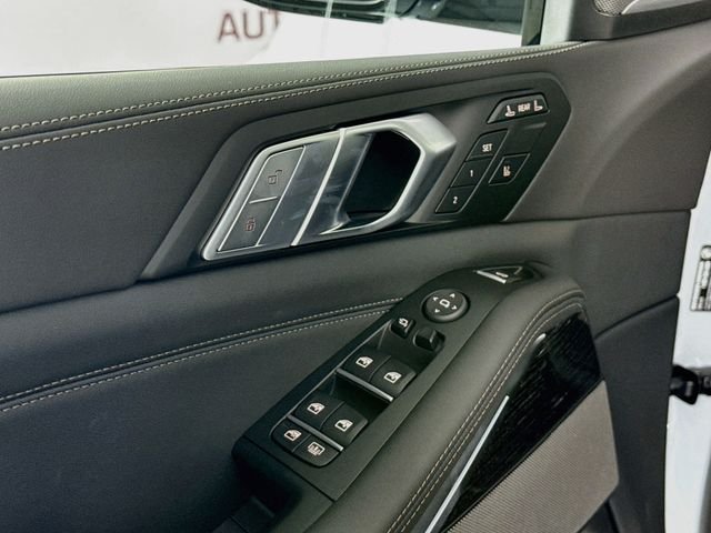 Used 2027 Gray Metallic BMW xDrive40i image 18