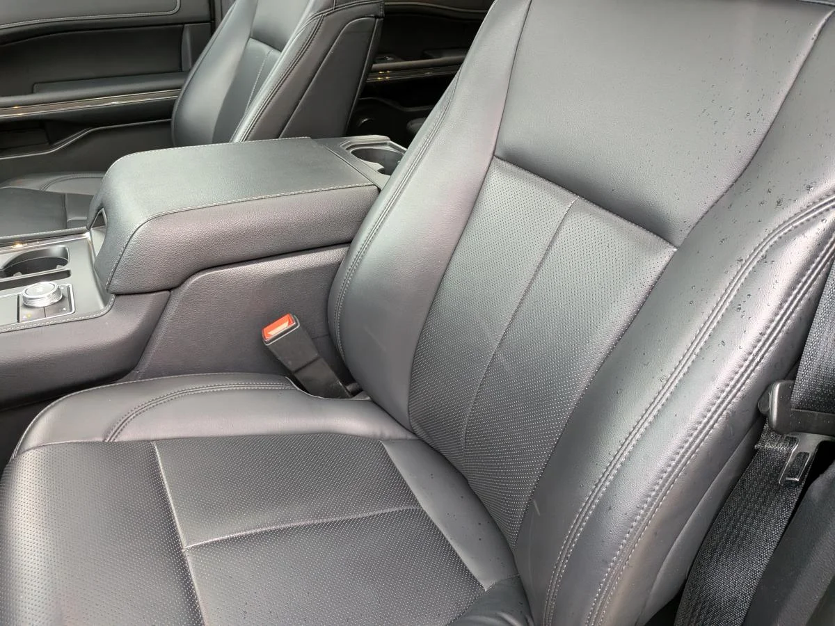 Used 2024 Black Ford XLT image 18