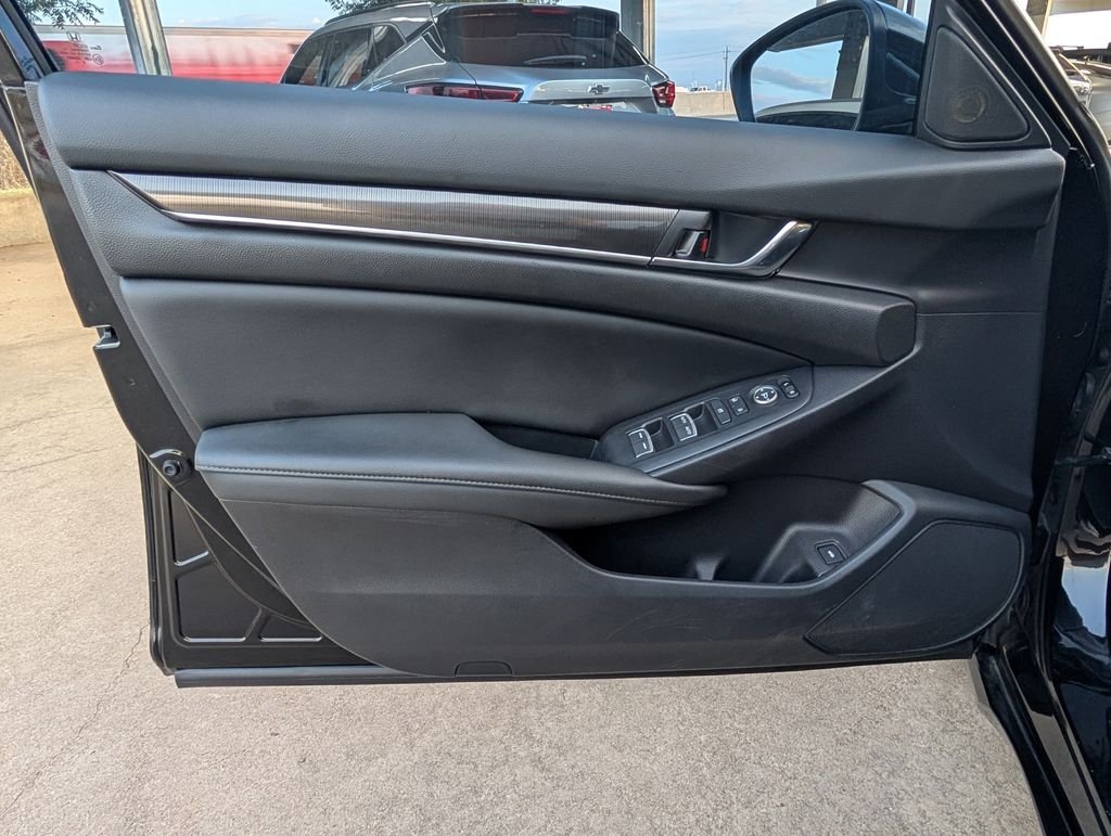 Used 2022 Black Honda Sport Special Edition image 13