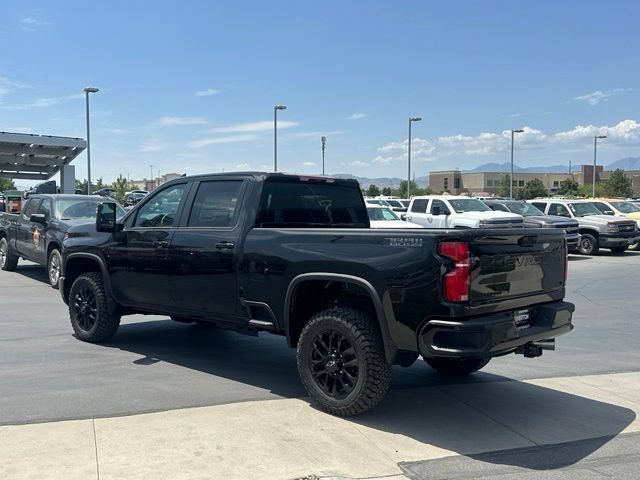 2026 Chevrolet Silverado 3500 HD LT - Photo 3