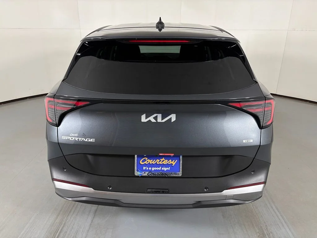 New 2027 Gravity Gray Kia LX image 7
