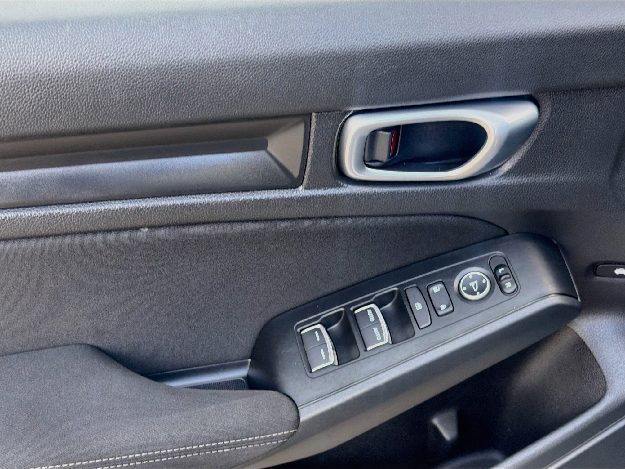 2024 Honda Civic Sport - Photo 16