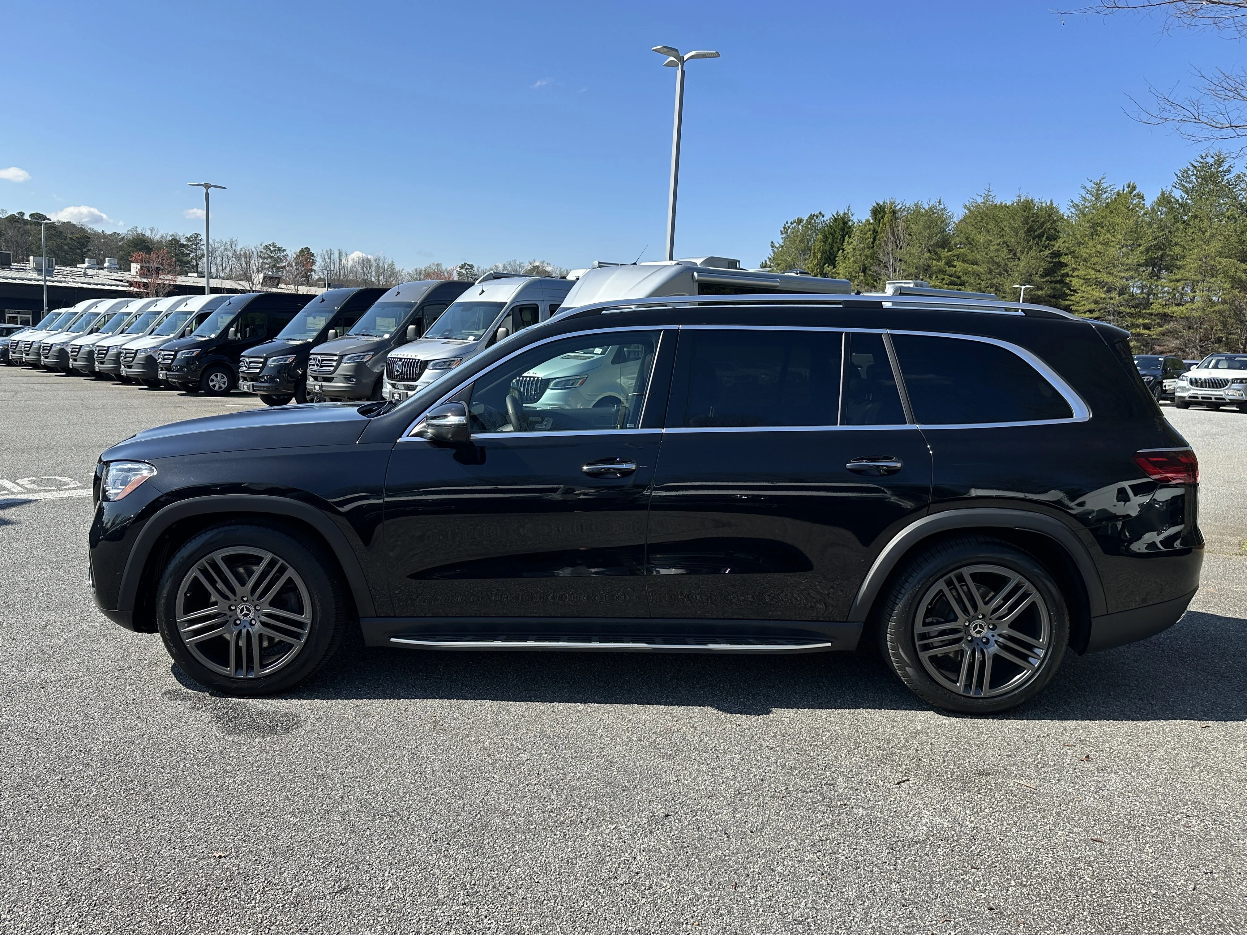 Certified Used 2025 Black Mercedes-Benz GLS 450 image 5