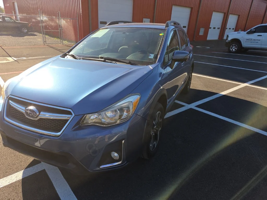 Used 2017 Blue Subaru 2.0i Limited image 8
